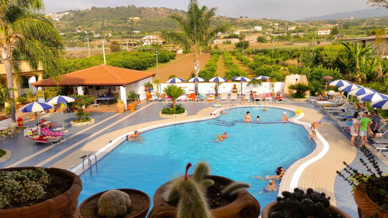 Hotel Damanse Санта-Доменіка Екстер'єр фото