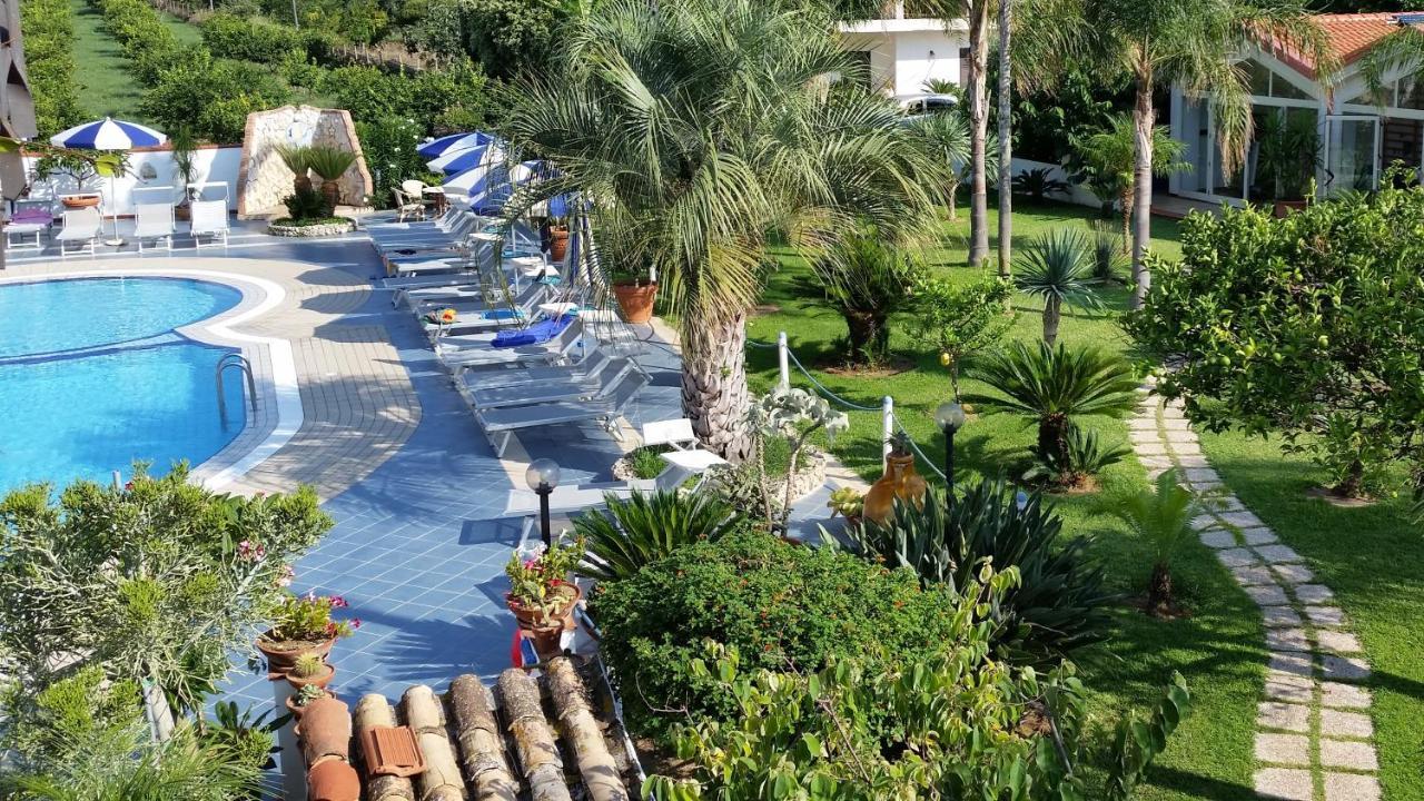 Hotel Damanse Санта-Доменіка Екстер'єр фото